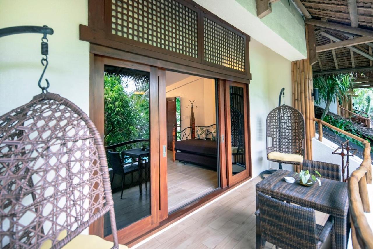 Oasis Resort